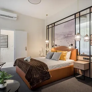 Astoria Boutique Suites- Location By Bqa הונגריה