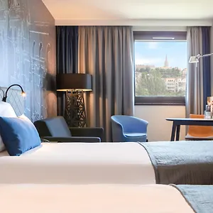 Mercure Castle Hill הונגריה