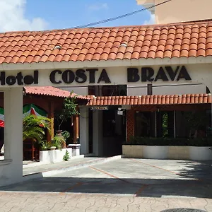 hotel-cozumel-costa-brava.quintano-roohotels.com/